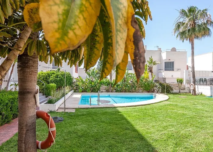 Apartamentos La Buganvilla
