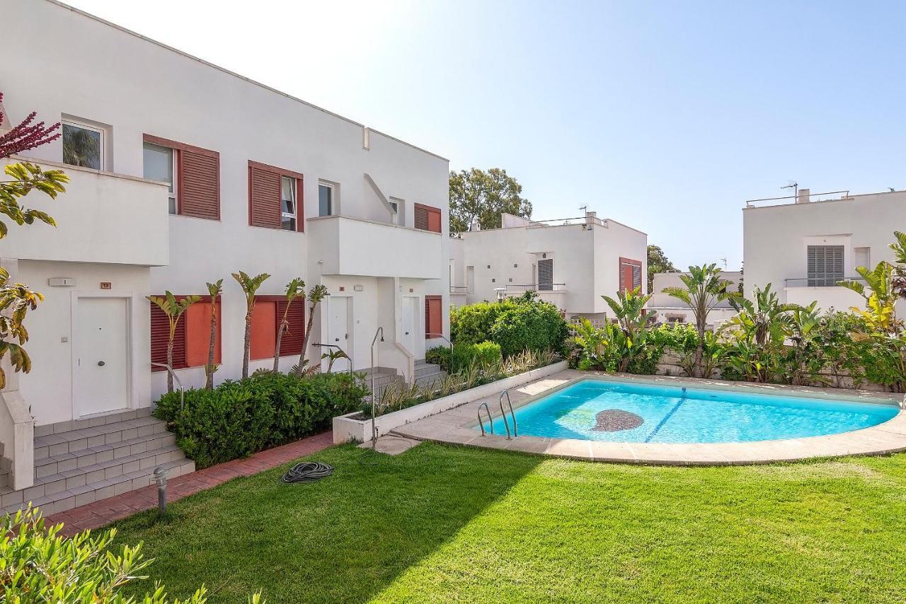 Aparthotel La Buganvilla *